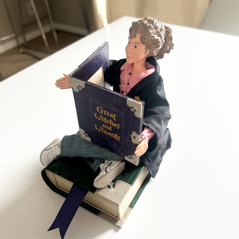 2000 Hallmark Harry Potter Hermione Granger Figurine Collectible with Drawer